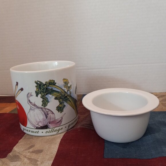 Dip Chiller by Gourmet Village with Masrooms and Tomatoes - Picture 4 of 6